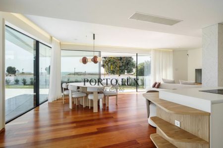 3 bedroom luxury Flat for rent in Vila Nova de Gaia, Distrito do Porto - Photo 3