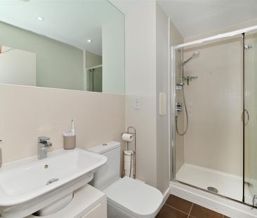 Callisto Court, E16 1FW, London - Photo 3