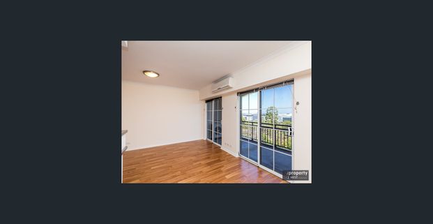 WELL PRESENTED 1 BEDROOM APARTMENT AVAILABLE NOW! - Photo 1