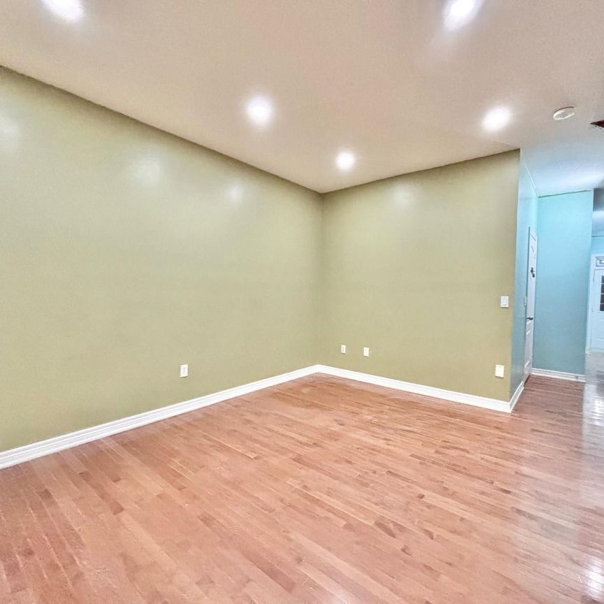 For Lease - 38 Crystalview Crescent, Brampton, Ontario - Photo 1