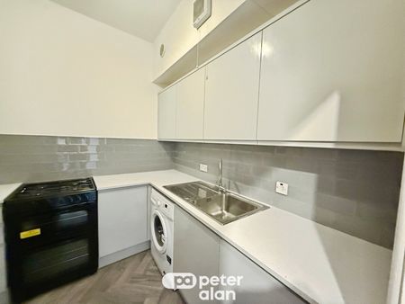 Moira Place, Place, CARDIFF - Photo 3