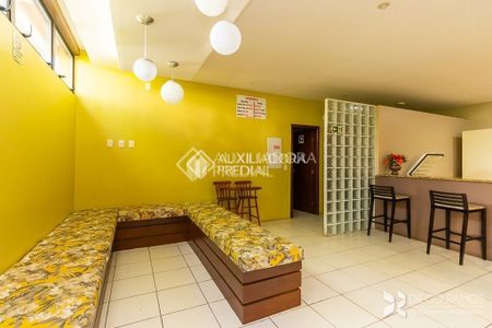 Apartamento com 2 quartos e 55m² para alugar em Jardim Itu, Porto Alegre. - Foto 5