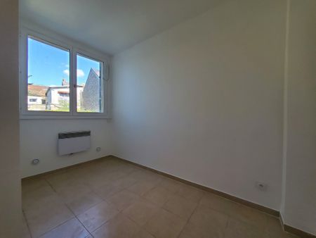 Maison à Louer - Les-Essarts-le roi - Photo 5