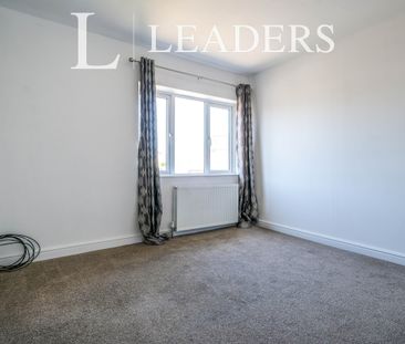 3 bedroom house to rent Brinkhill Crescent, NG11 - Photo 2