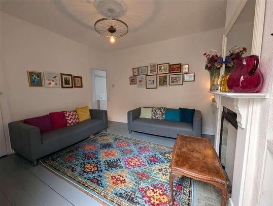 Swan Road, Gloucester, Gloucestershire, GL1 - Photo 1