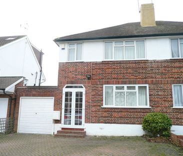 Attractive 3 Bedroom Semi Detached House to Let in Pinner – Unfurni... - Photo 1