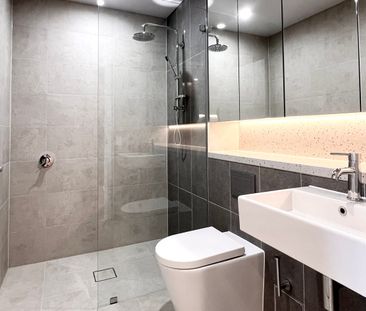 One Bedroom Apartment Plus Study For Lease - Photo 2