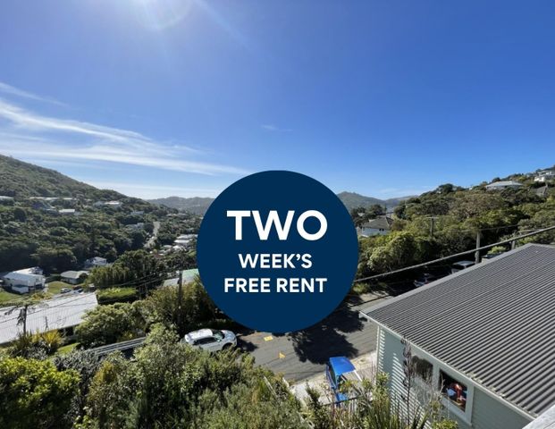 Sunny, Spacious Living in Peaceful Karori – Your Perfect 3-Bedroom Retreat! - Photo 1