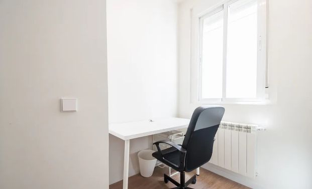 Calle de Santa Feliciana, Madrid, Community of Madrid 28010 - Photo 1