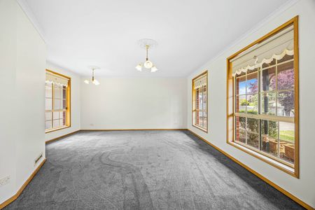 Family Home in Convenient Sebastopol Location - Photo 4