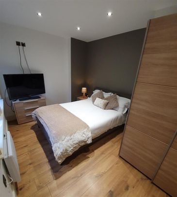 1 bedroom private hall to rent - Photo 1