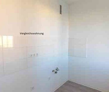 Neue Wohnung, neues Glück! Frisch sanierte 2 Zimmer Wohnung - Photo 6