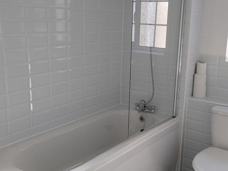 3 Bed End Terrace, Stonegate Drive, L8 - Photo 5