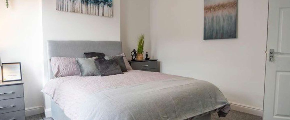 Chamberlain Street Room 2 - Photo 1