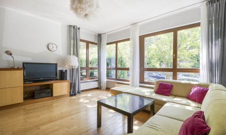 Warszawa, Wilanów, Sarmacka - Photo 2