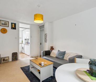 1 bedroom flat to rent - Photo 4
