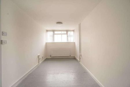 The Common, Stratford, E15 - Photo 2