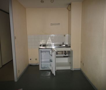 Location Appartement 1 pièce 27m² - Photo 6