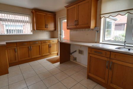 Enderby Road, Scunthorpe - Photo 4