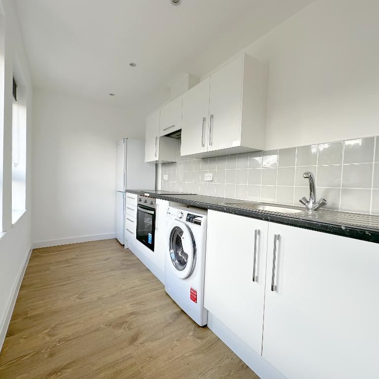 1 bedroom apartment to rent - Photo 1
