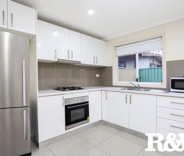 42a Mindanao Avenue, Lethbridge Park NSW 2770 - Photo 1