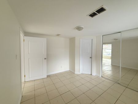 For Lease - 1 Clinton Street Unit# 3, Toronto, Ontario - Photo 3