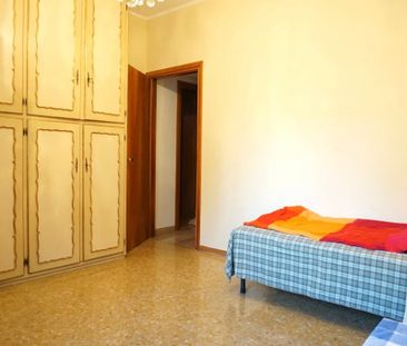 Via Leopoldo Sabbatini, Milan, Lombardy 20136 - Photo 3