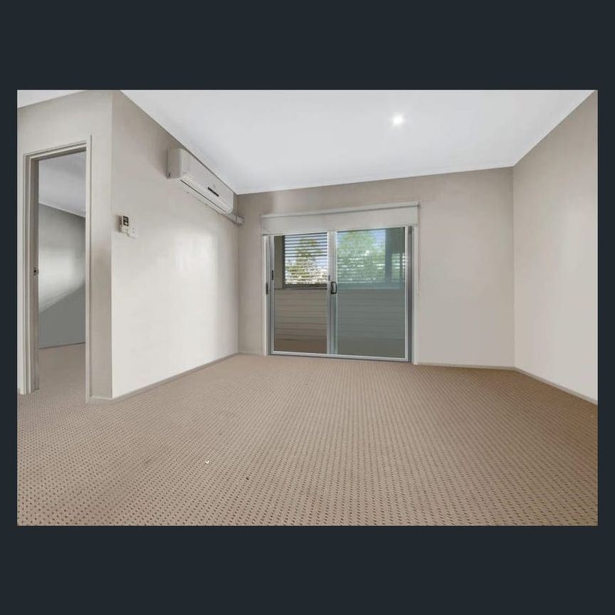 Spacious & Modern 3-Bedroom Unit in Prime Kin Kora Location - Photo 1