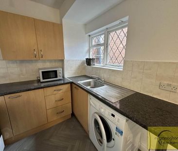 68 St James`s Road, Belfast, BT12 6ED - Photo 5