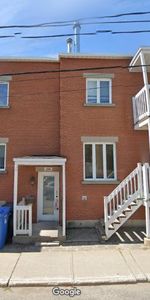 MEUBLÉ ou non meublé, 4 1/2 rénové, propre, centre-ville, UQTR, CÉGEP, commodités, 1100$ - Photo 3