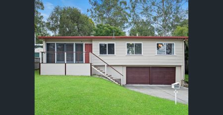 Stylish Family Home in Underwood - Photo 3