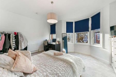 Warren Road, Colliers Wood, SW19 - Photo 5