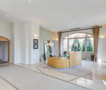 3 bedroom flat to rent - Photo 3