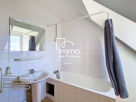 Location appartement 3 pièces 64 m² à Mayenne (53100) - Photo 2