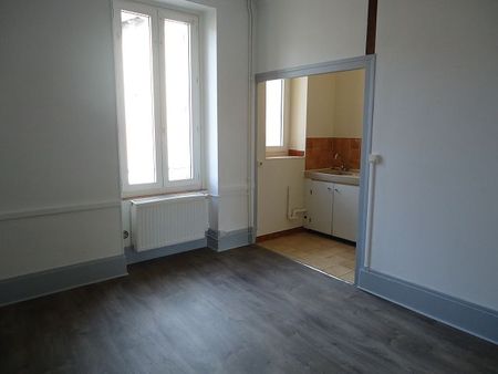 Location Appartement 2 pièces 46m² NEVERS 58000 - Photo 2