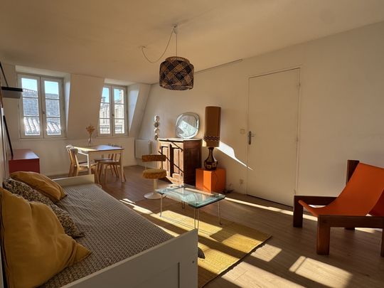 Location Appartement 2 pièces 46m² BORDEAUX 33000 - Photo 1