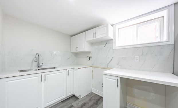 For Lease - 313 Ashbury Road Unit# Lower, Oakville, Ontario - Photo 1