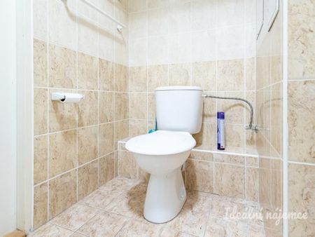 Pronájem bytu 2+kk 37 m2 - Fotografie 4