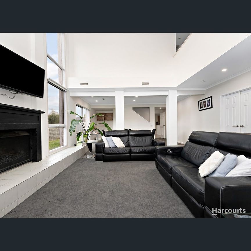 902/4 Joseph Road, Footscray, Vic 3011 - Photo 1