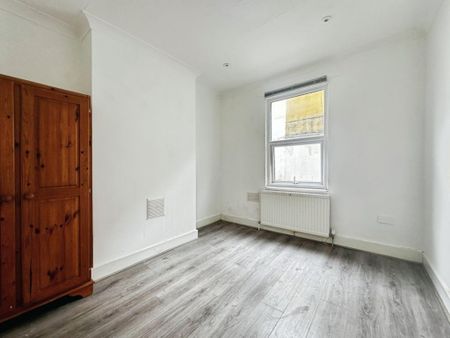 4 bedroom house to rent - Photo 2