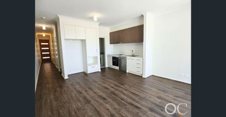Open The Door to Convenient, Modern Living in Munno Para - Photo 3