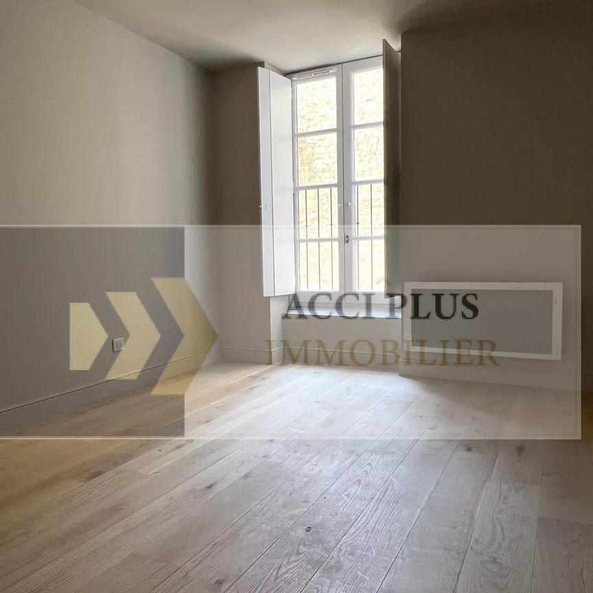 Location Appartement 2 pièces 50m² NIMES 30000 - Photo 1