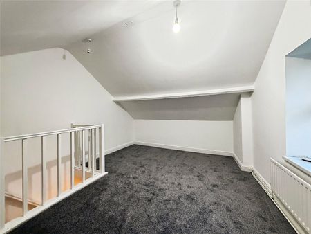 3 bedroom property to rent Nidd Road East, S9 - Photo 4