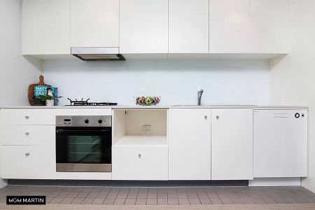 MGM MARTIN - UNFURNISHED ONE BEDROOM APARTMENT - Photo 3