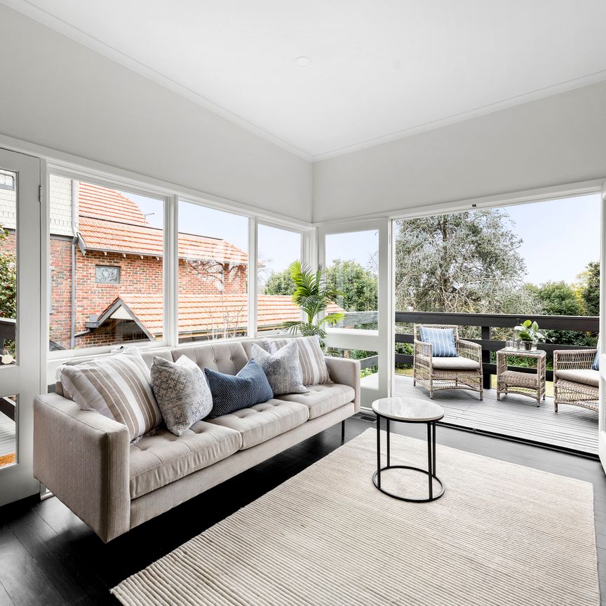 31 Ranfurlie Crescent, Glen Iris VIC 3146 - House For Rent | Domain - Photo 1