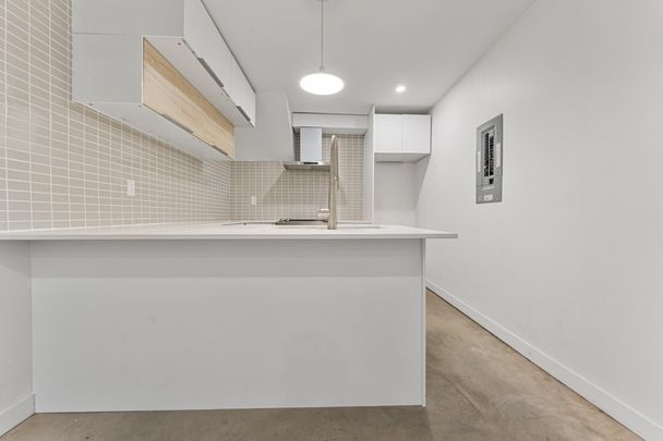 5336A Av. Duquette, H4A 1J4, Montréal - Photo 1