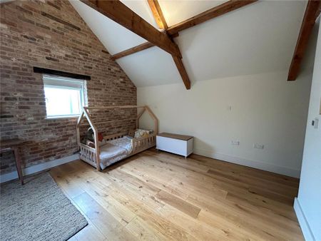 3 bedroom detached house to rent - Photo 5