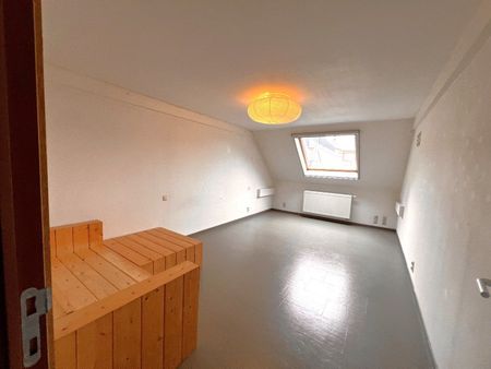 APPARTEMENT VAN 226M² IN HET CENTRUM VAN IEPER MET 3 SLAAPKAMERS EN TERRAS - Photo 3