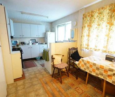 Overcliff Road, Grays, RM17 - Photo 3
