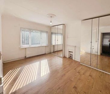 Plymouthwood Road, Cardiff, CF5 - Photo 2